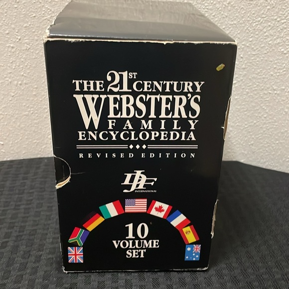 The 21st Century Webster’s Family Encyclopedia Revised Edition 10 Volume set EUC - Picture 5 of 6